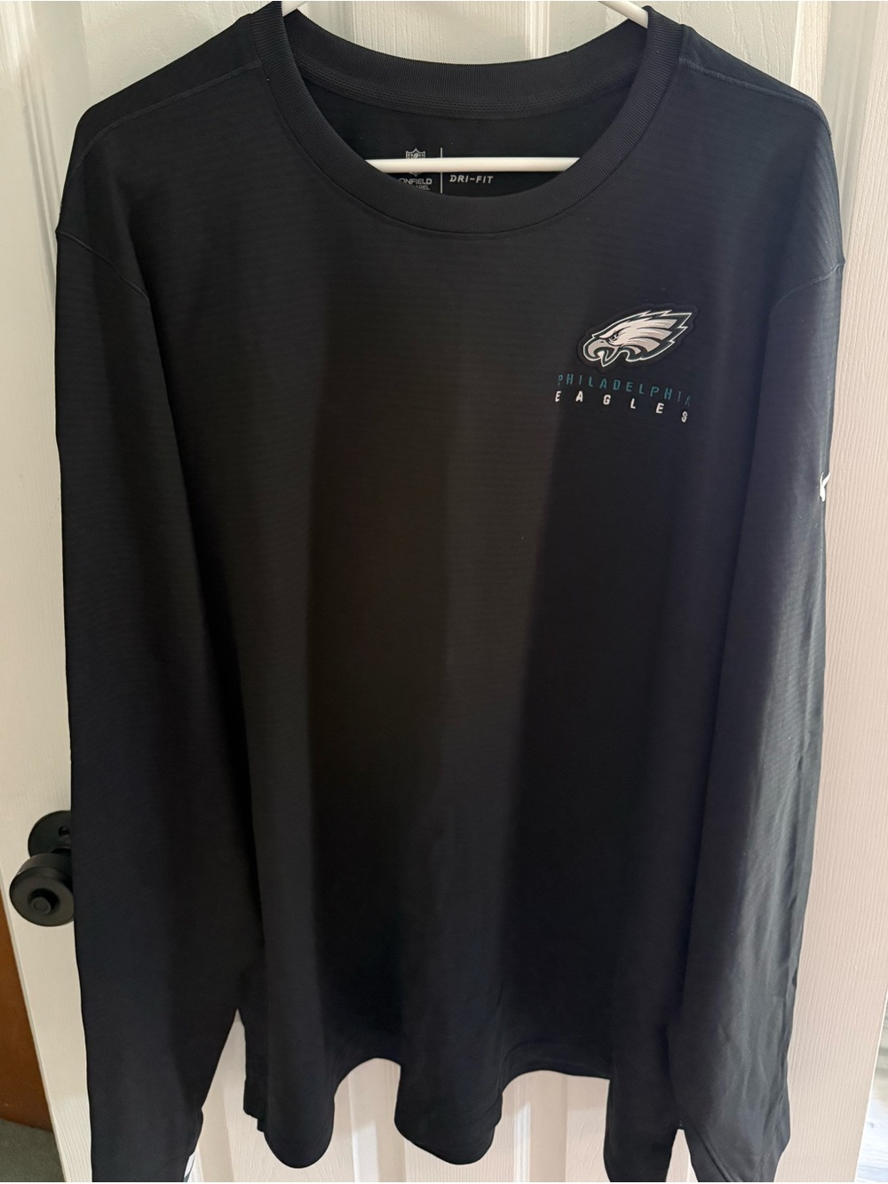 Nike Black Philadelphia Eagles Long-Sleeve Tee XL